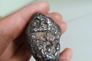 陨石收藏入门，野外捡陨石基础识别特征