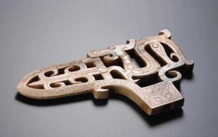 高古玉玉戈、玉钺礼器收藏门槛与避坑要点