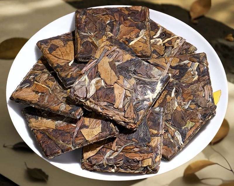 紫砂壶泡白茶技巧 分清新老白茶好喝不苦涩