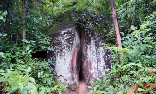 阳元石与阴元石：丹霞天地阴阳奇石，藏于山川的亿年自然瑰宝