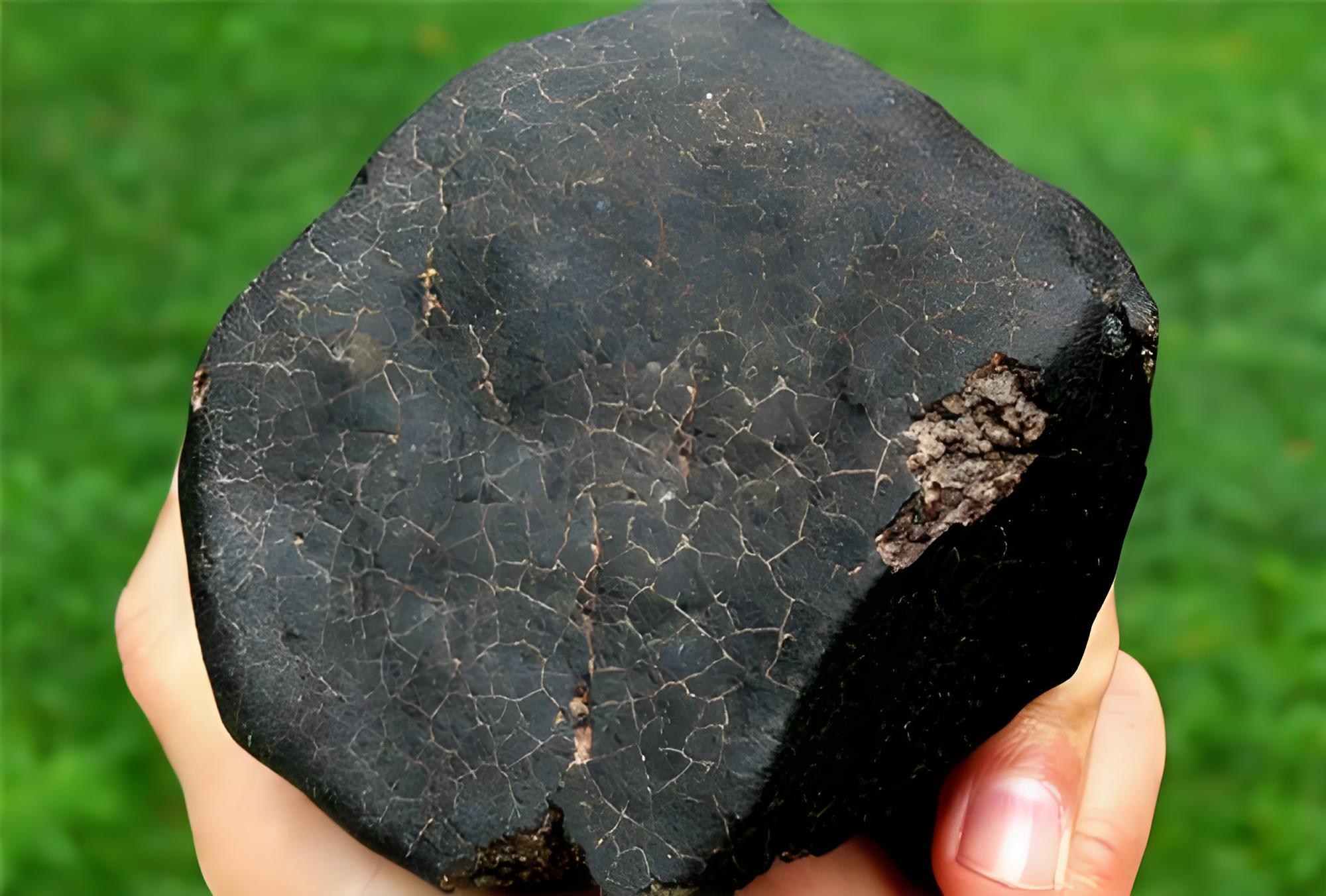 矿物陨石真伪简易检测 家用无仪器方法