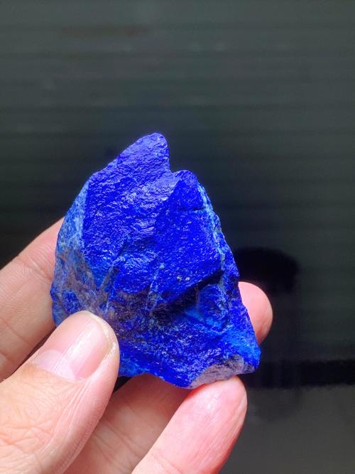 青金石瑕疵等级界定，白僵、金星、杂斑、裂纹对价值影响