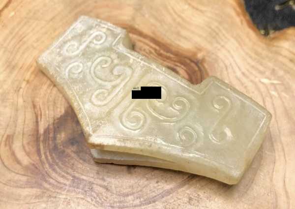 玉剑格：藏于剑锋之间的汉玉风骨