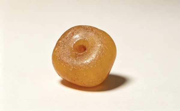 怎么鉴定你手里的蜜蜡是不是 老蜜蜡《老蜜蜡鉴定实例》