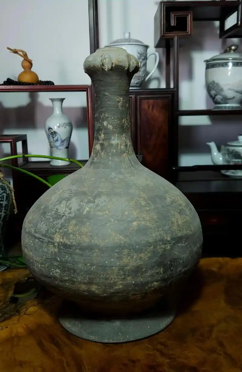 汉代灰陶器鉴赏：汉式质朴古陶的盛世风貌
