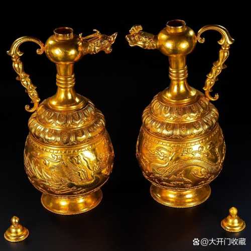 藏式老件工艺鉴别,手工錾刻与机器压制差异 藏式老件工艺鉴别,手工錾刻与机器压制差异