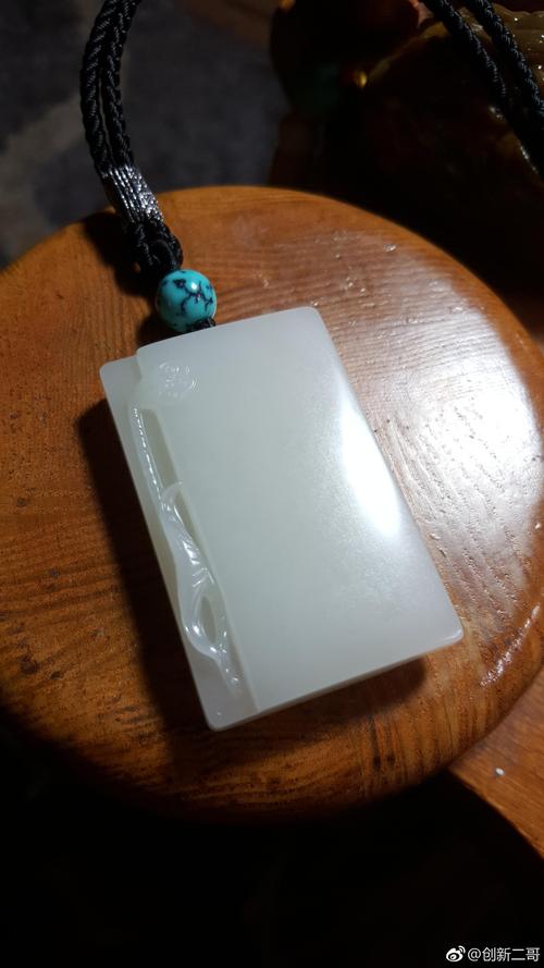 老俄玉雕工断代鉴赏，传统手工工艺与现代机雕差异