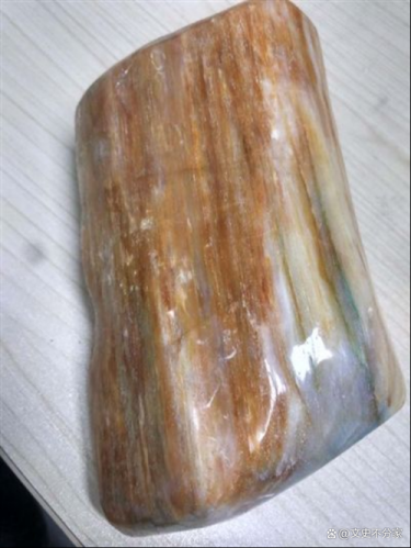 祁连玉原石特征识别，天然石皮肌理与人工做皮甄别技巧