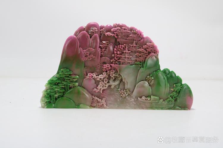 独山玉矿斑纹理甄别,天然矿点杂纹与机器压制假纹区别 独山玉矿斑纹理甄别,天然矿点杂纹与机器压制假纹区别
