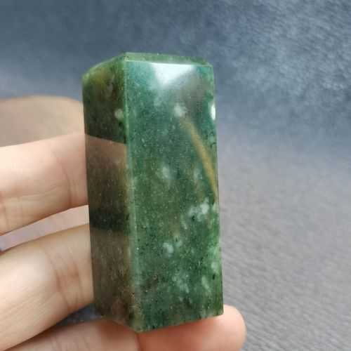独山玉料口区分详解,正宗独山矿料与杂玉替代料辨别方法 独山玉料口区分详解,正宗独山矿料与杂玉替代料辨别方法