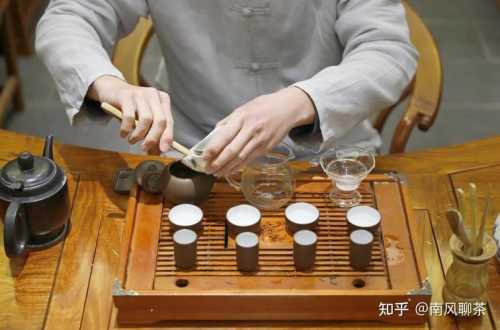 中式茶艺美学,茶艺表演与日常泡茶的区别 中式茶艺美学,茶艺表演与日常泡茶的区别