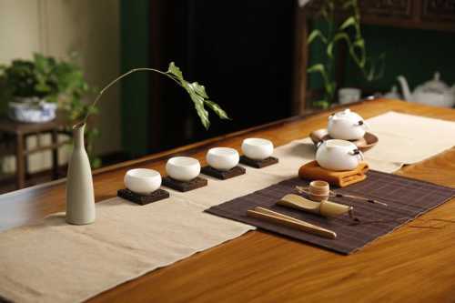 小型茶席设计，小桌面如何布置雅致茶席