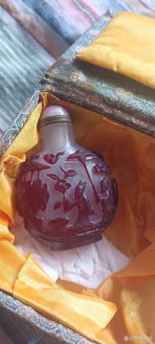 老藏家聊鼻烟壶,鼻烟壶收藏看工艺不只是年代 老藏家聊鼻烟壶,鼻烟壶收藏看工艺不只是年代