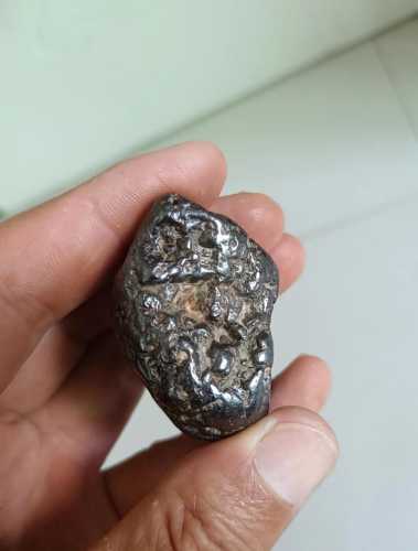 陨石收藏入门，野外捡陨石基础识别特征