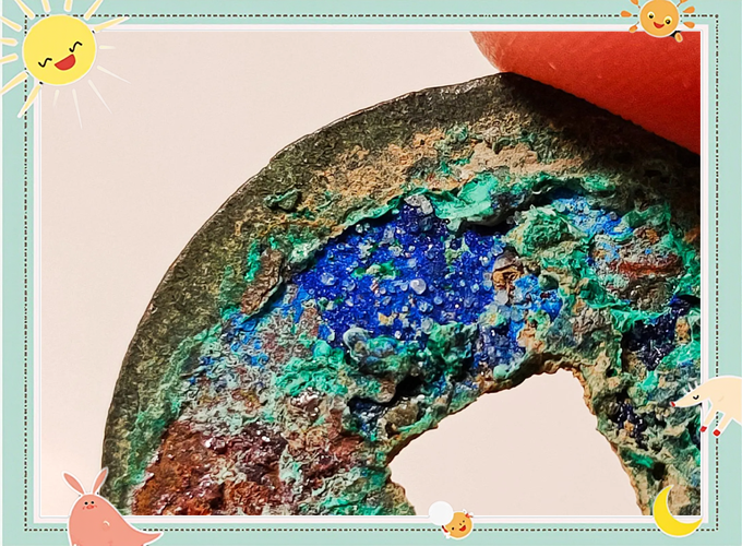 铜器微观鉴藏，观察铜锈层次分辨真假锈迹