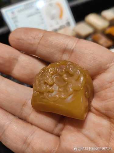 古玩微鉴忠告，最终鉴定建议还是实物上手为准