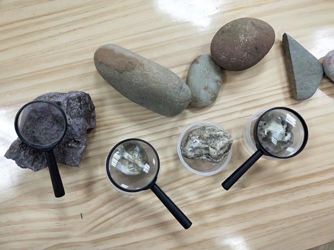野趣微观科普，天然岩石风化痕迹微观特征